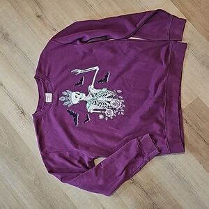 Living Fully Co sweatshirt